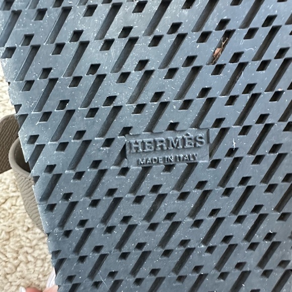 Hermes Chypre Sandals - size 41.5 - etoupe - Picture 7 of 9